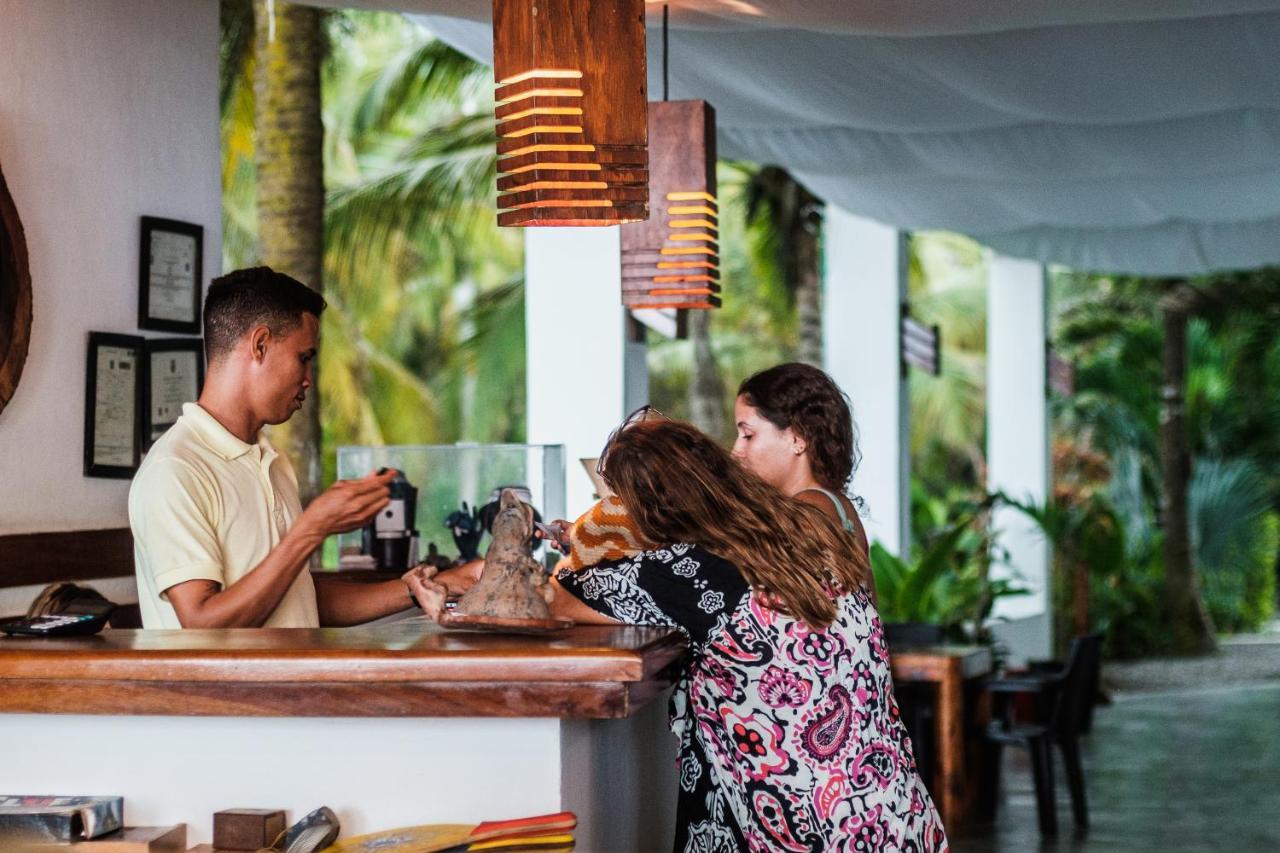 פאלומינו Makao Beach Hotel מראה חיצוני תמונה