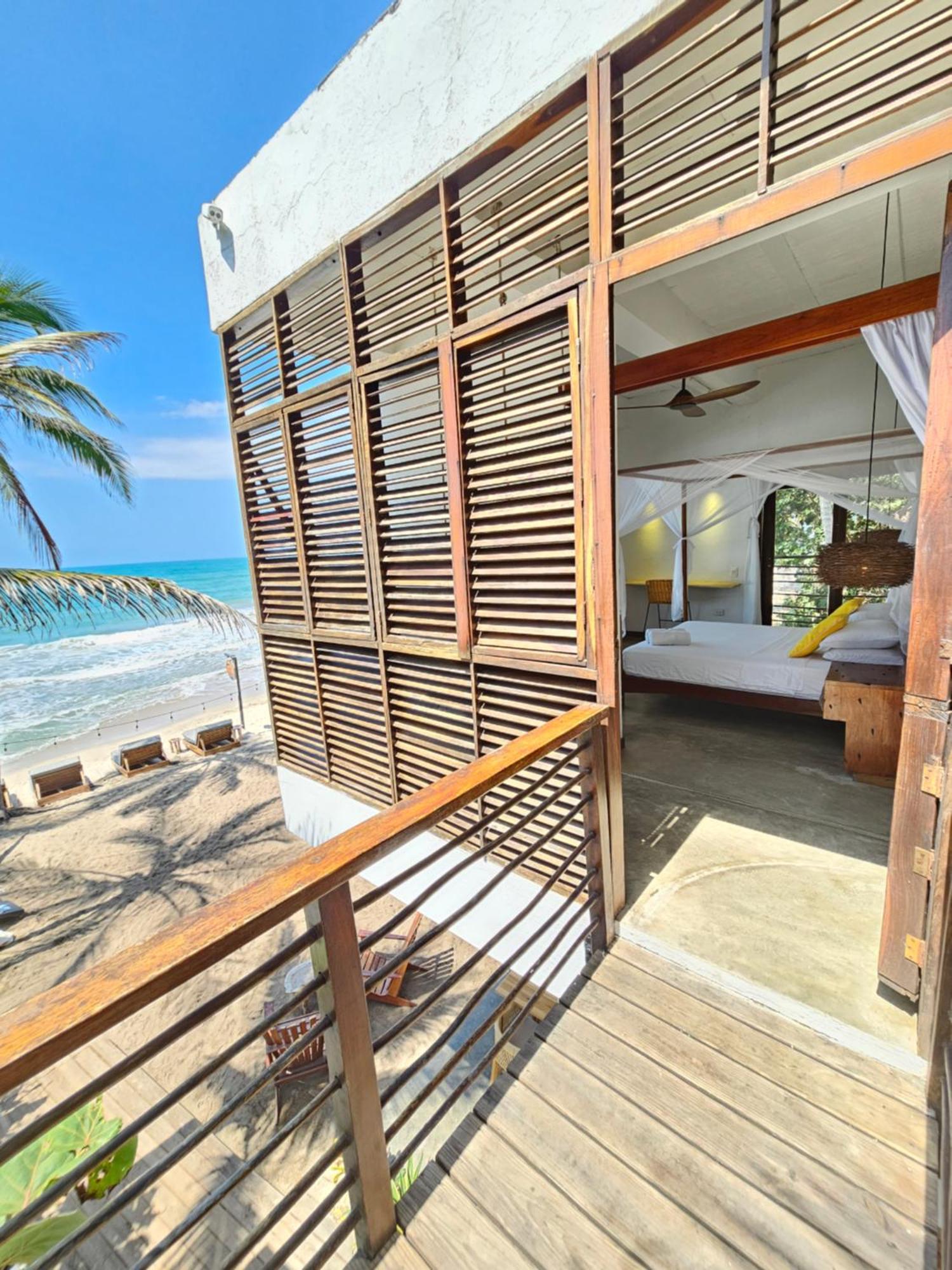 פאלומינו Makao Beach Hotel מראה חיצוני תמונה