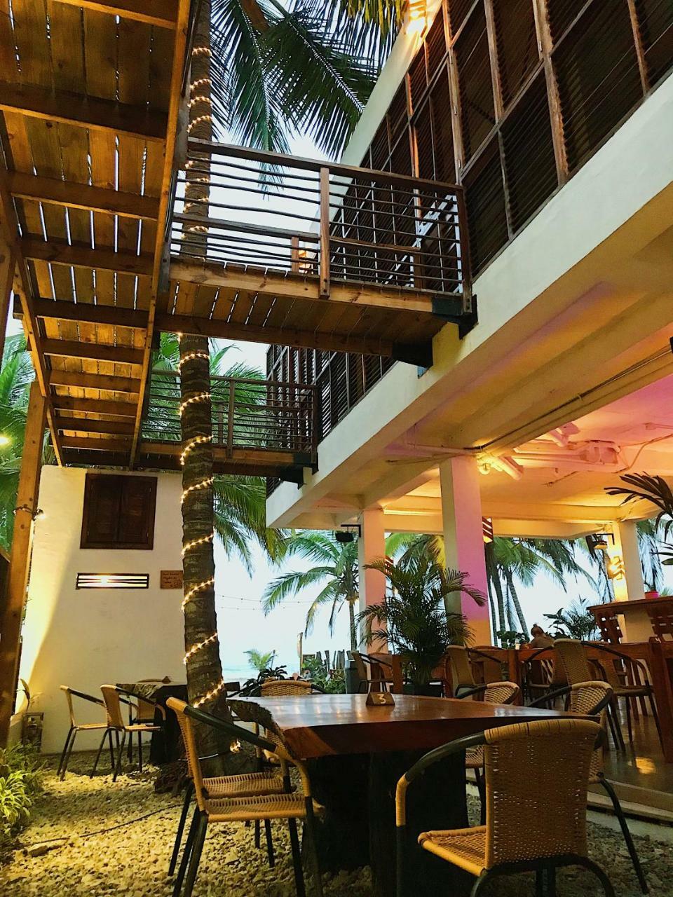 פאלומינו Makao Beach Hotel מראה חיצוני תמונה